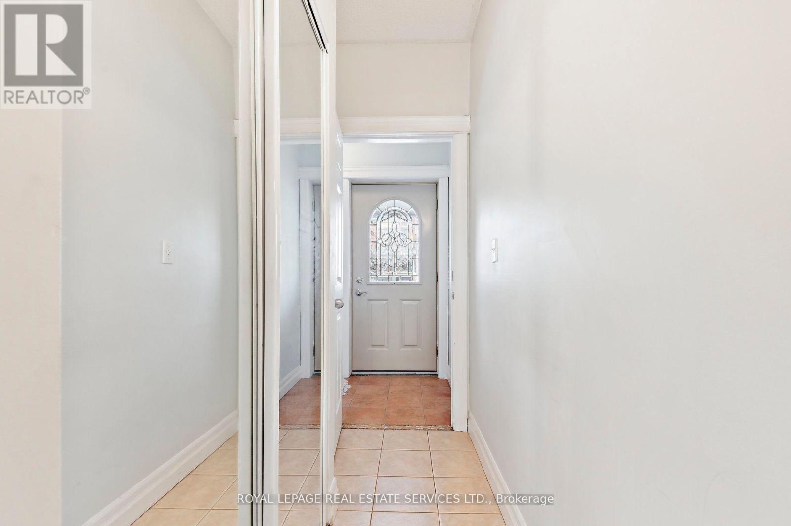 43 GLENLAKE AVENUE