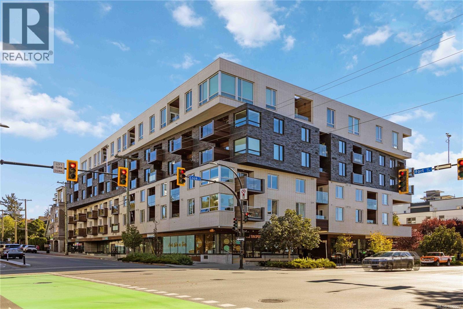 409 1033 Cook St