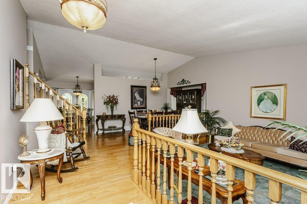 15 Lachambre PL
