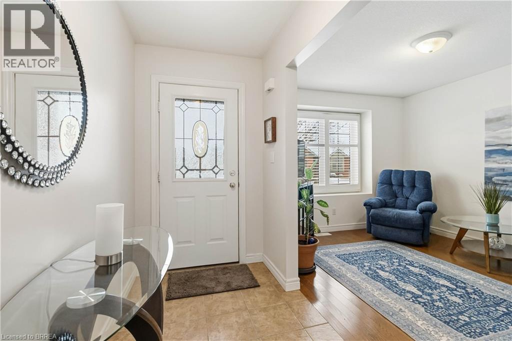 15 COBDEN Court Unit# 14