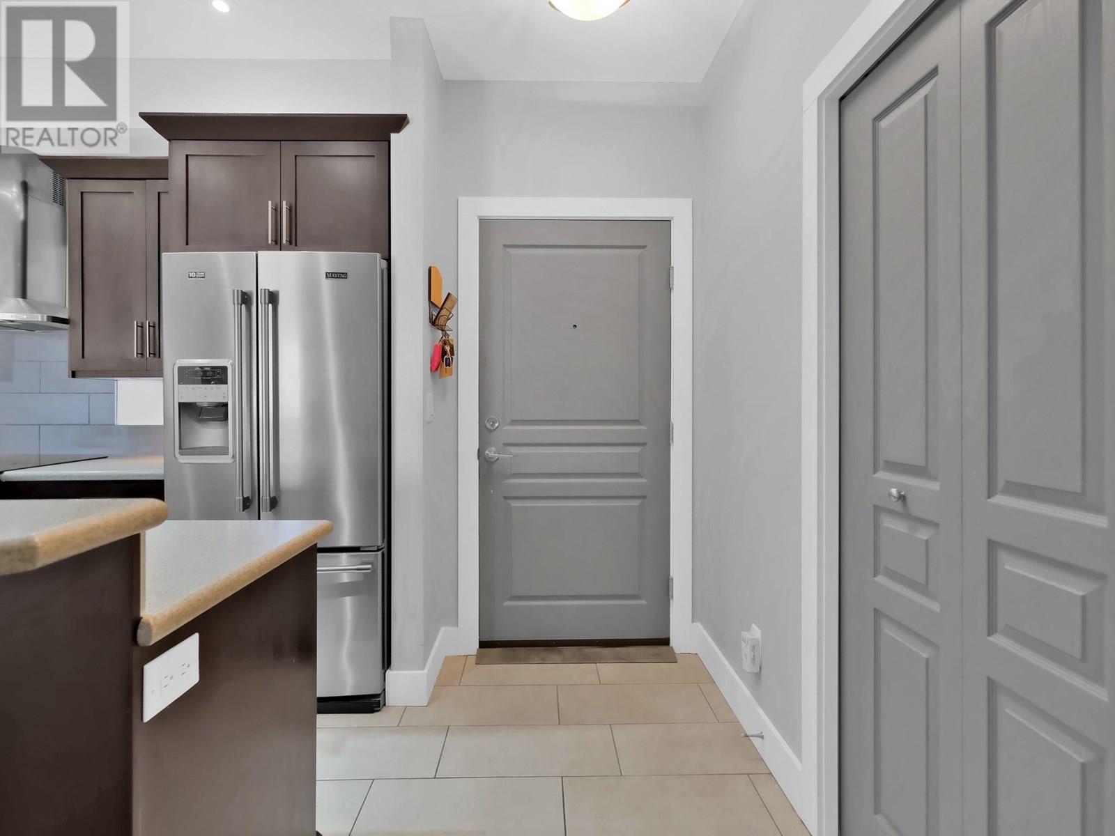 250 WATERFORD Avenue Unit# 311