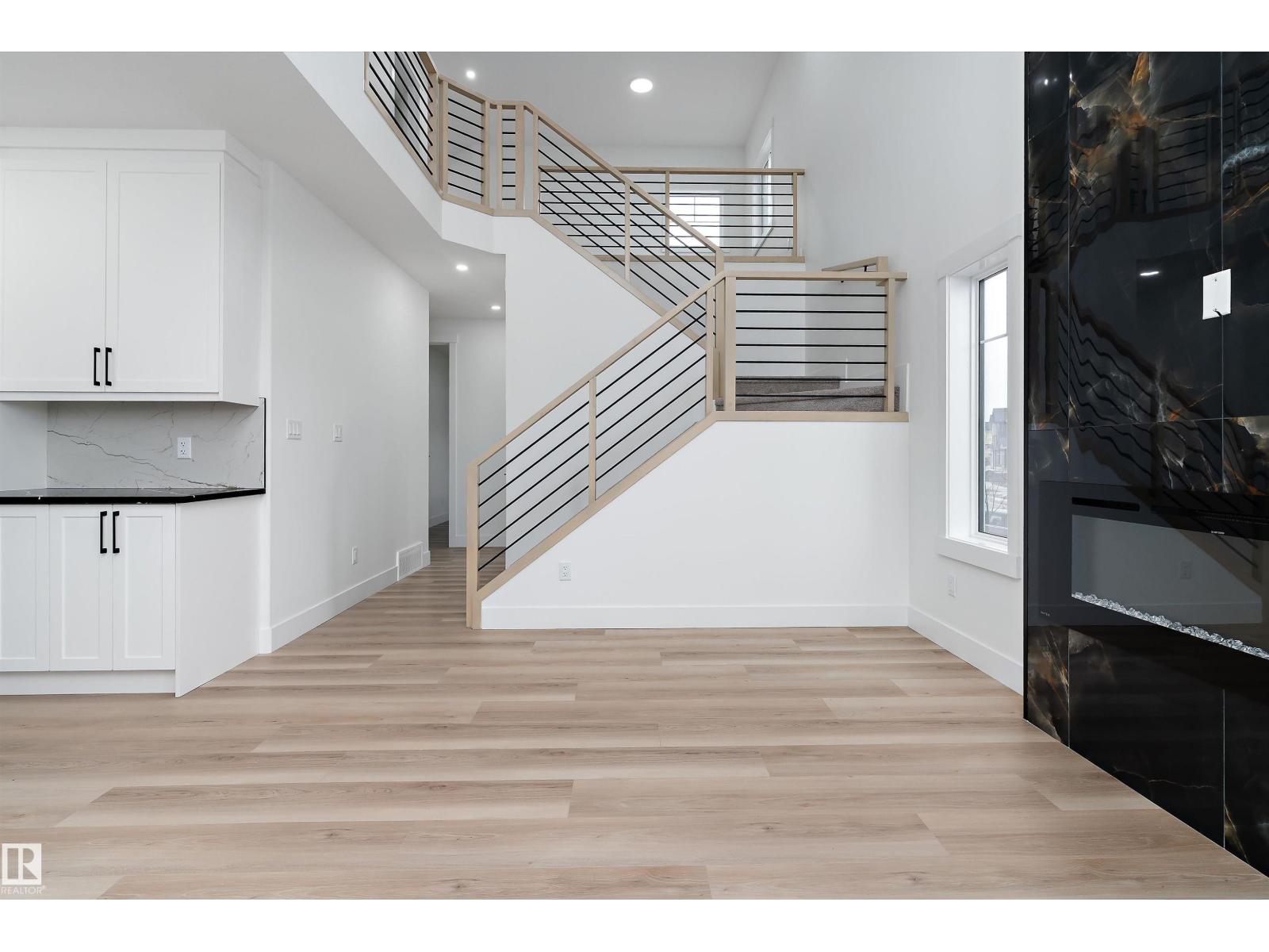 804 ELDERBERRY CT NW