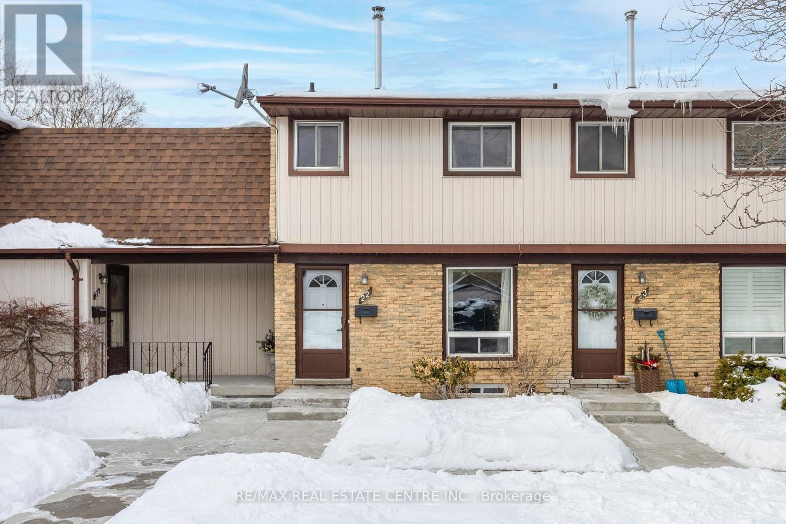 22 - 210 GLAMIS ROAD