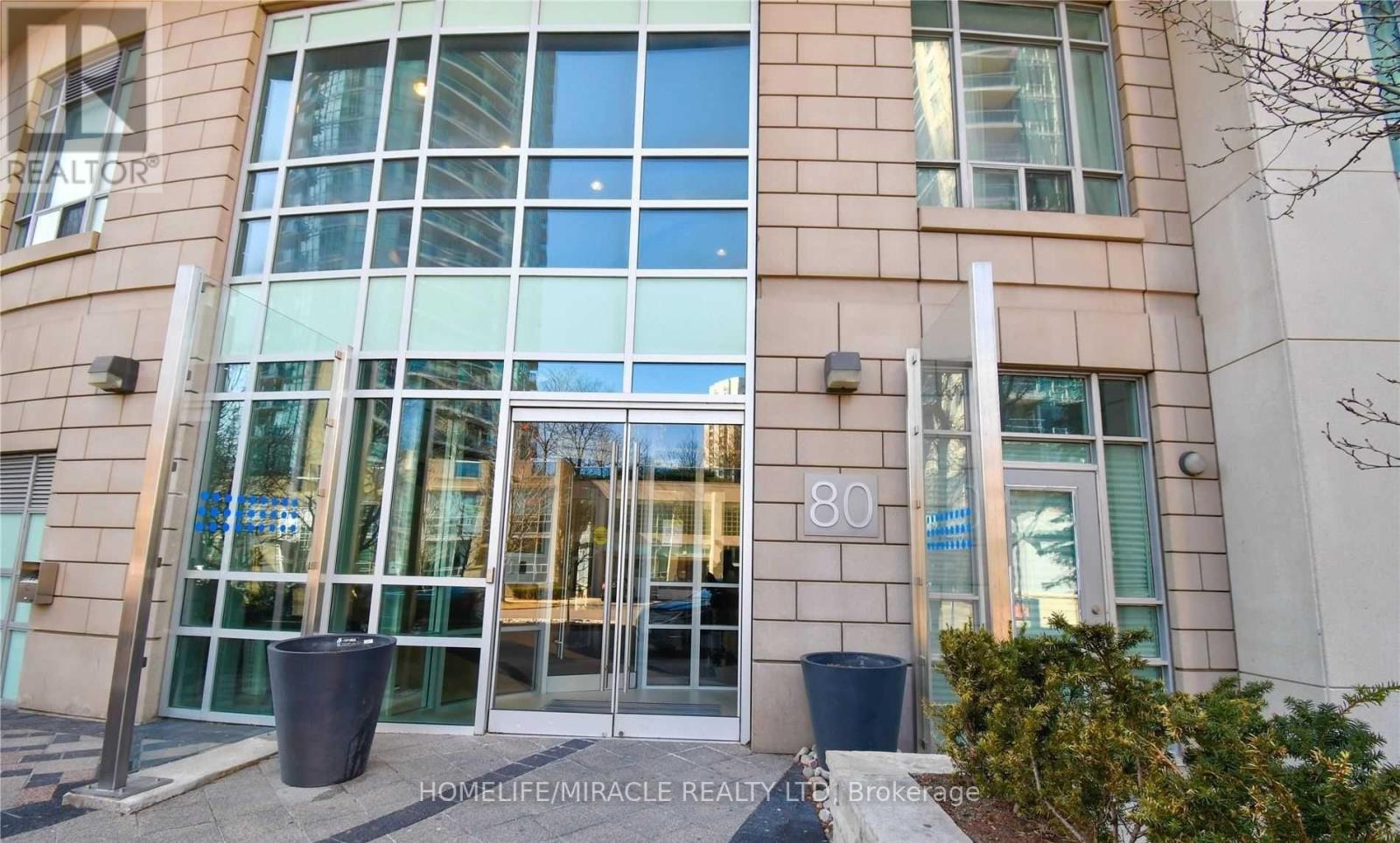 801 - 80 ABSOLUTE AVENUE