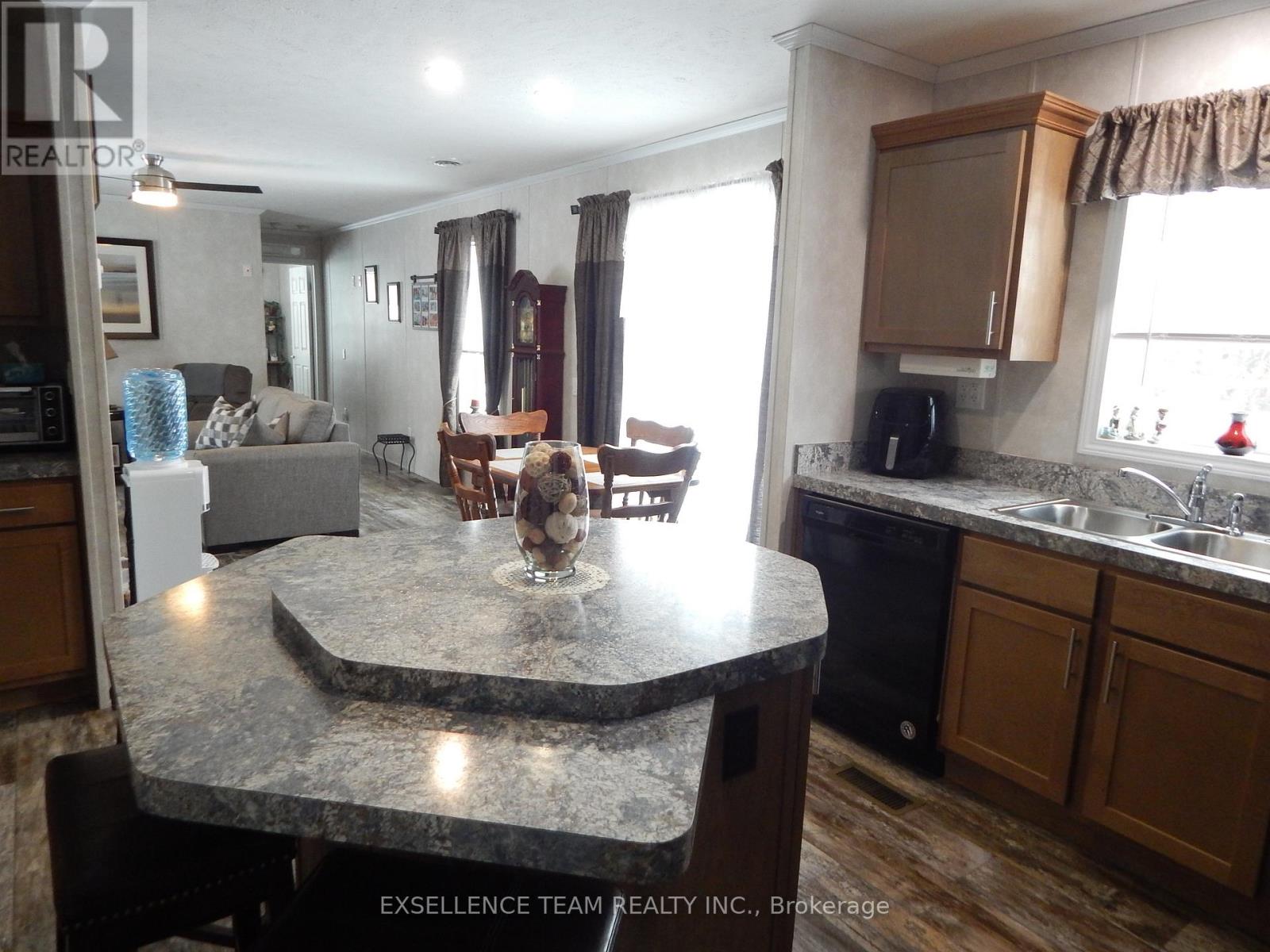 2729 CROWS NEST ROAD E