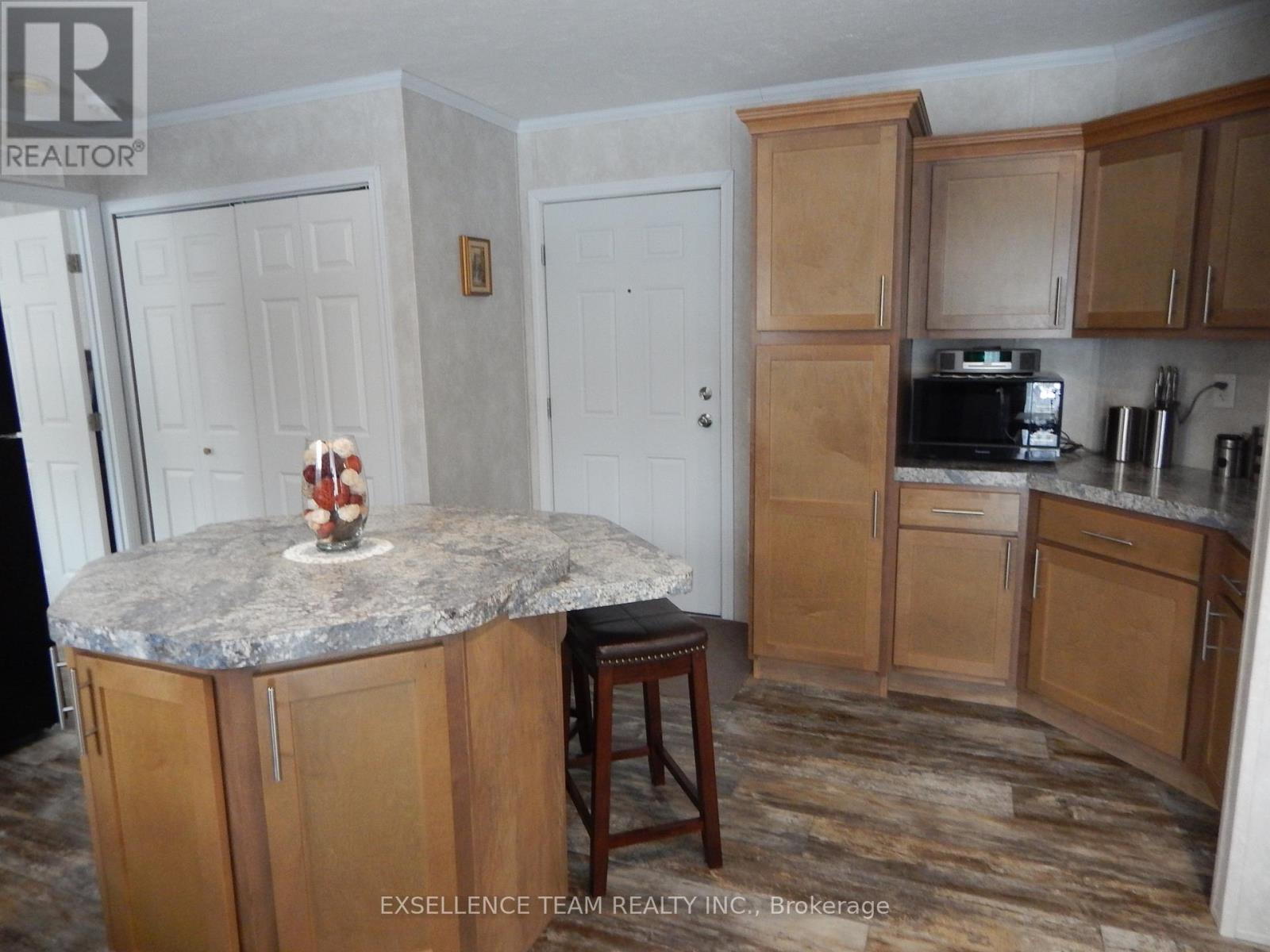 2729 CROWS NEST ROAD E