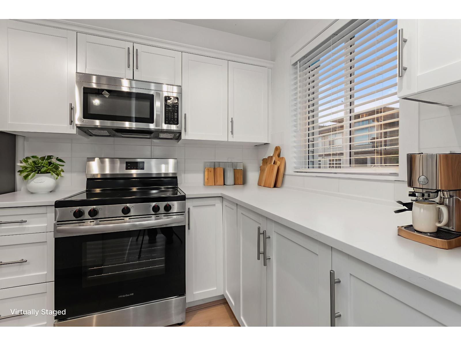 319 46289 YALE ROAD|Chilliwack Proper East