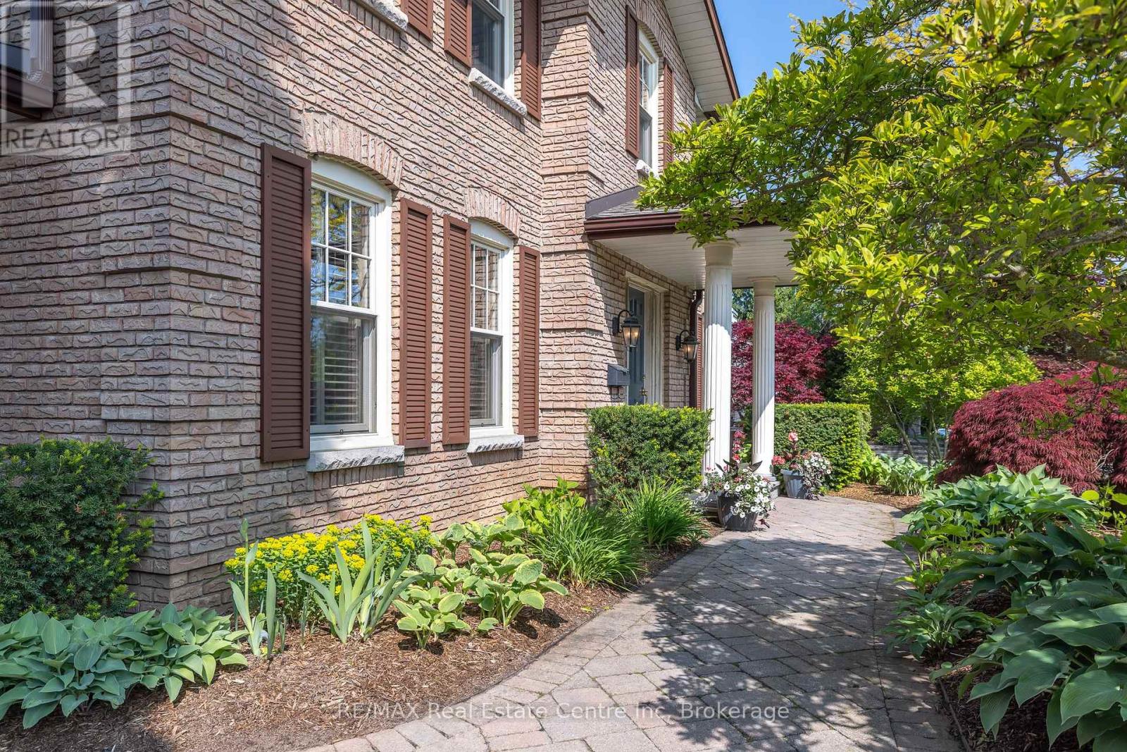 27 COLBORN STREET