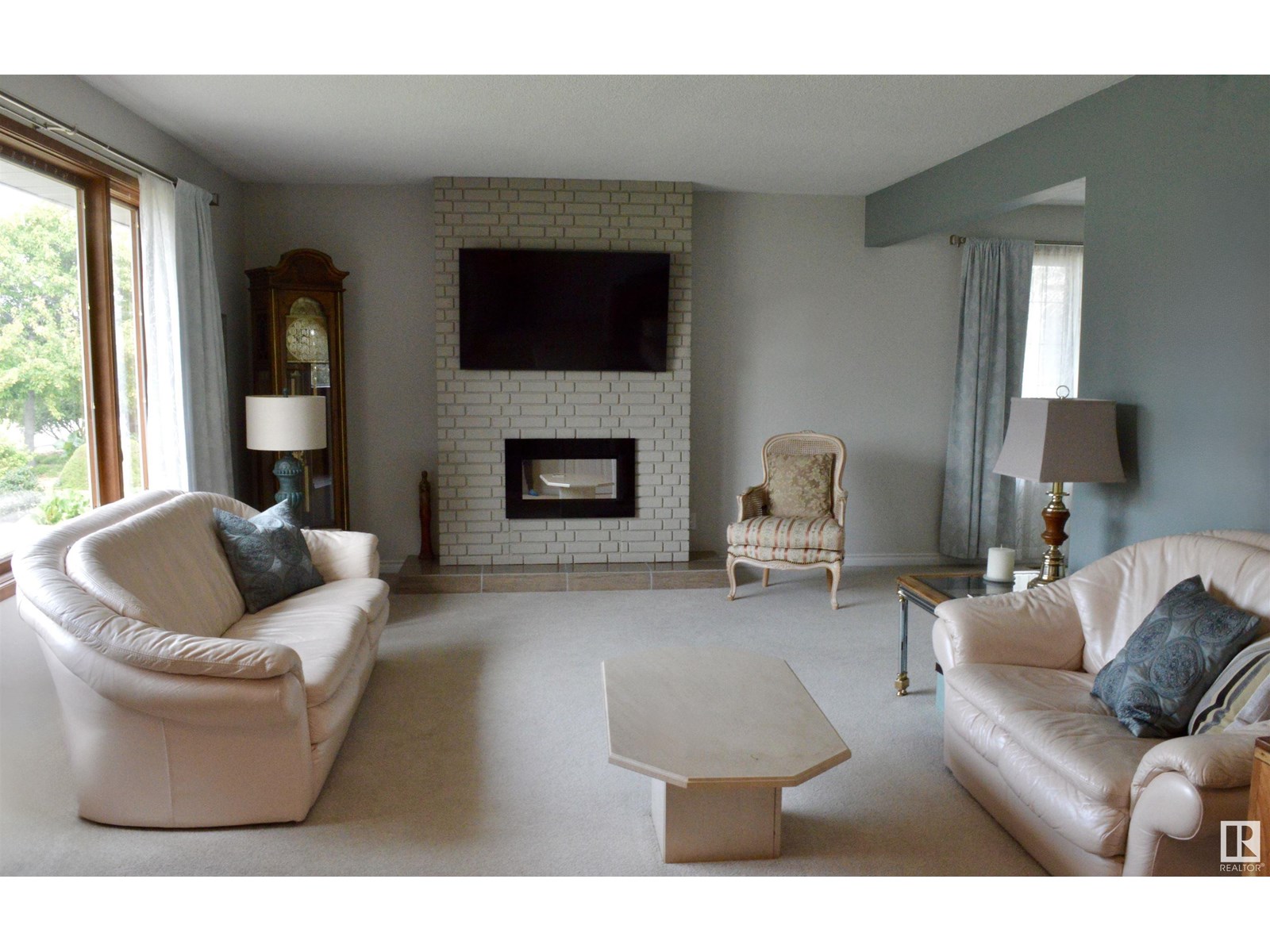 5619 140A AV NW