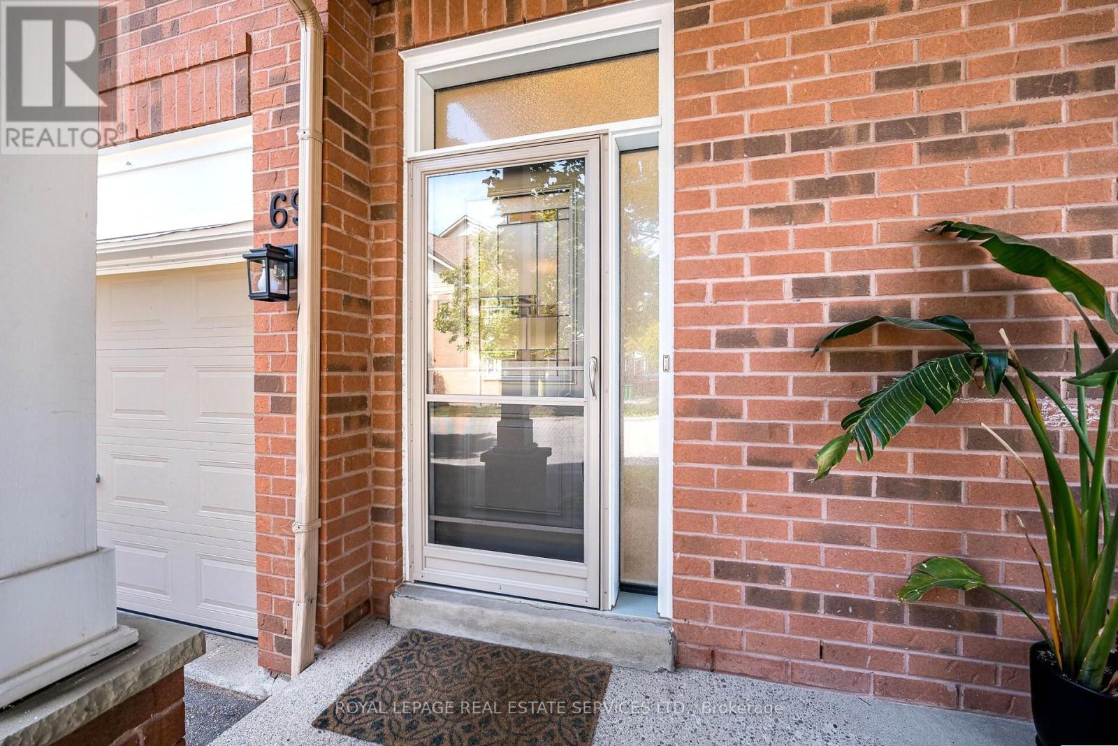 69 - 1588 SOUTH PARADE COURT