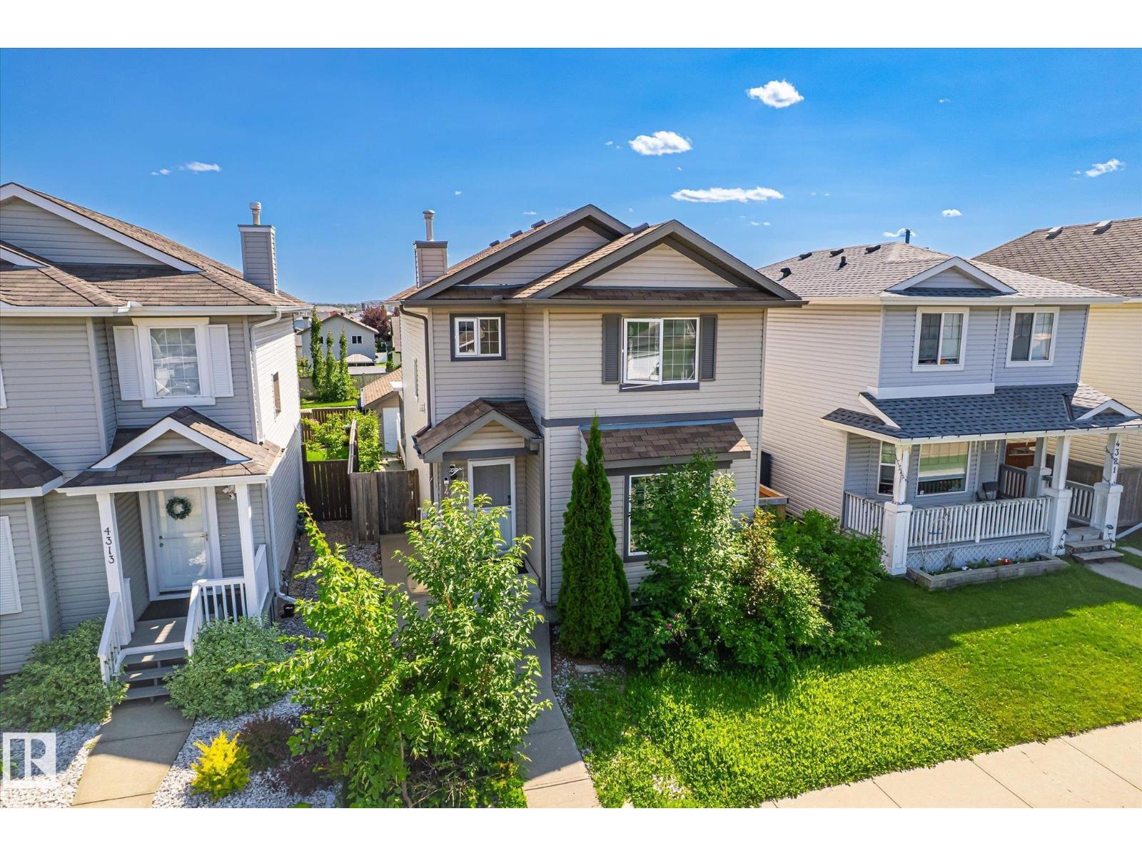 4317 152 AV NW