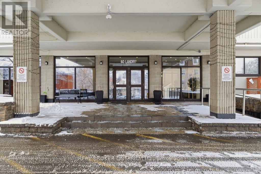 1613 - 40 LANDRY STREET