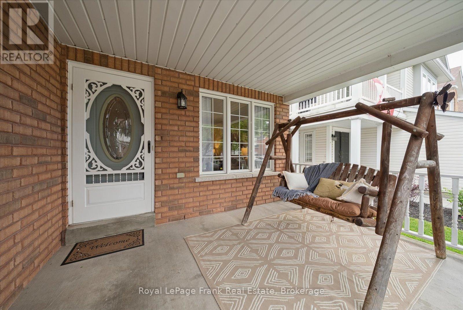 34 DAVEY STREET