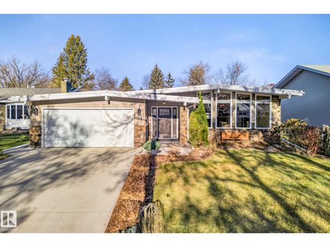 94 GLENWOOD CR St. Albert AB T8N1X5