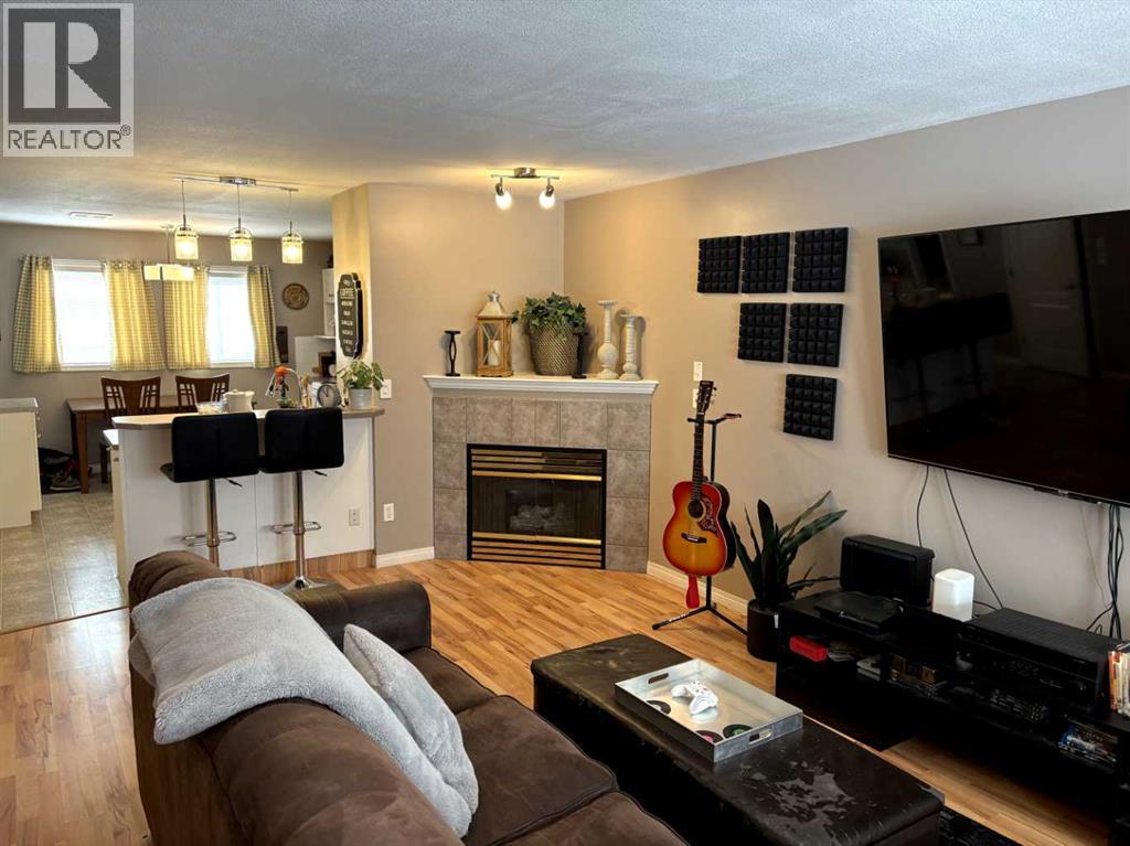 47, 33 Donlevy Avenue