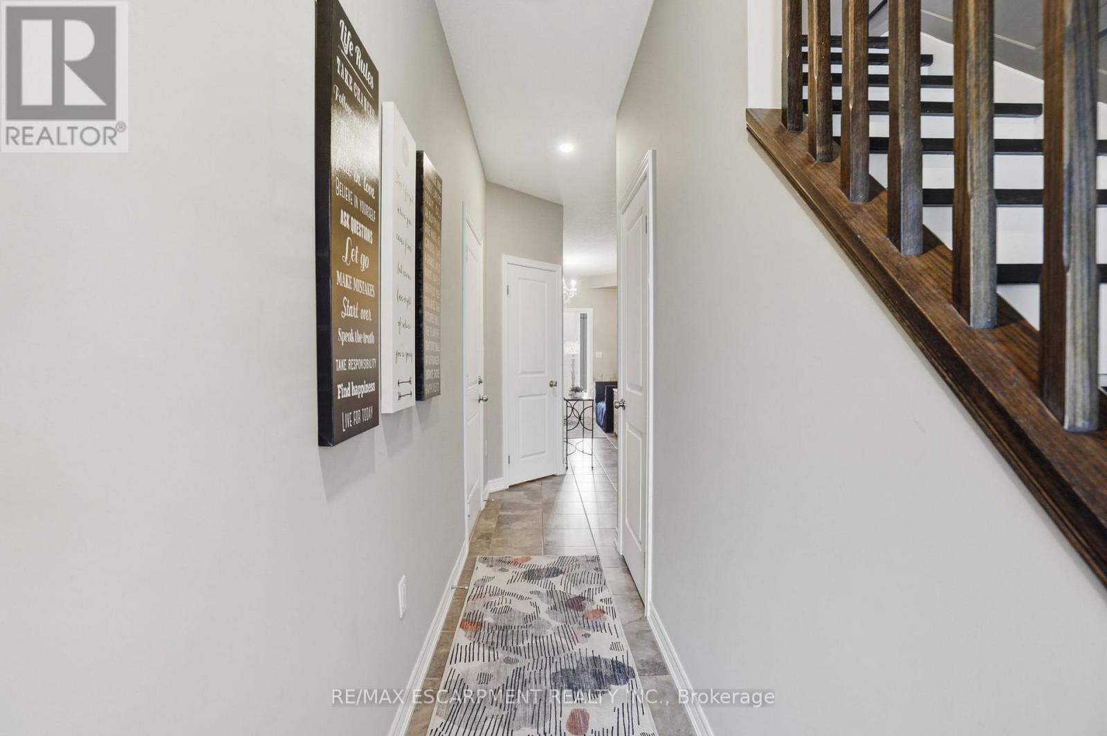 27 CROSSINGS WAY
