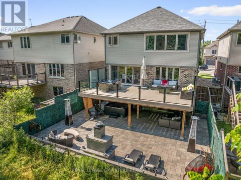 704 ROBERT FERRIE DRIVE Kitchener ON N2R0B2