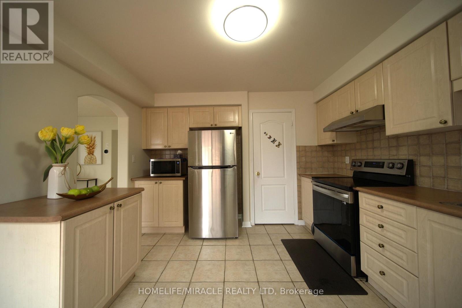 30 ORANGEGROVE DRIVE