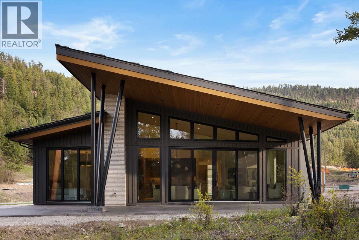818 Predator Ridge Drive