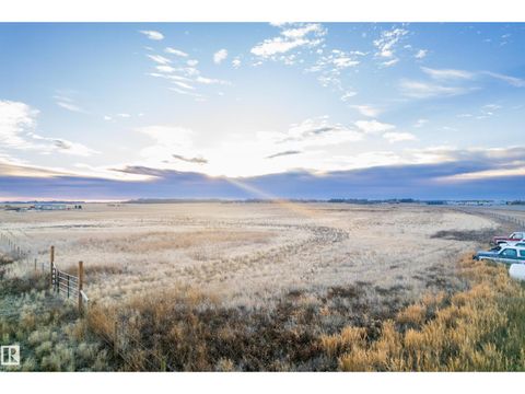 Hwy 44 RR 265 Rural Sturgeon County AB T8R0J3