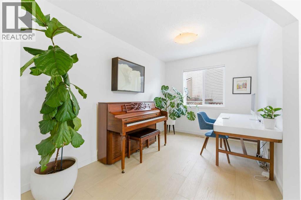 40 Tuscany Ridge Green NW