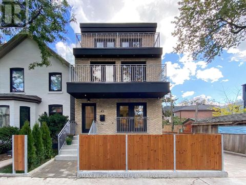 41 ROLYAT STREET Toronto (Trinity-Bellwoods) ON M6J1S5