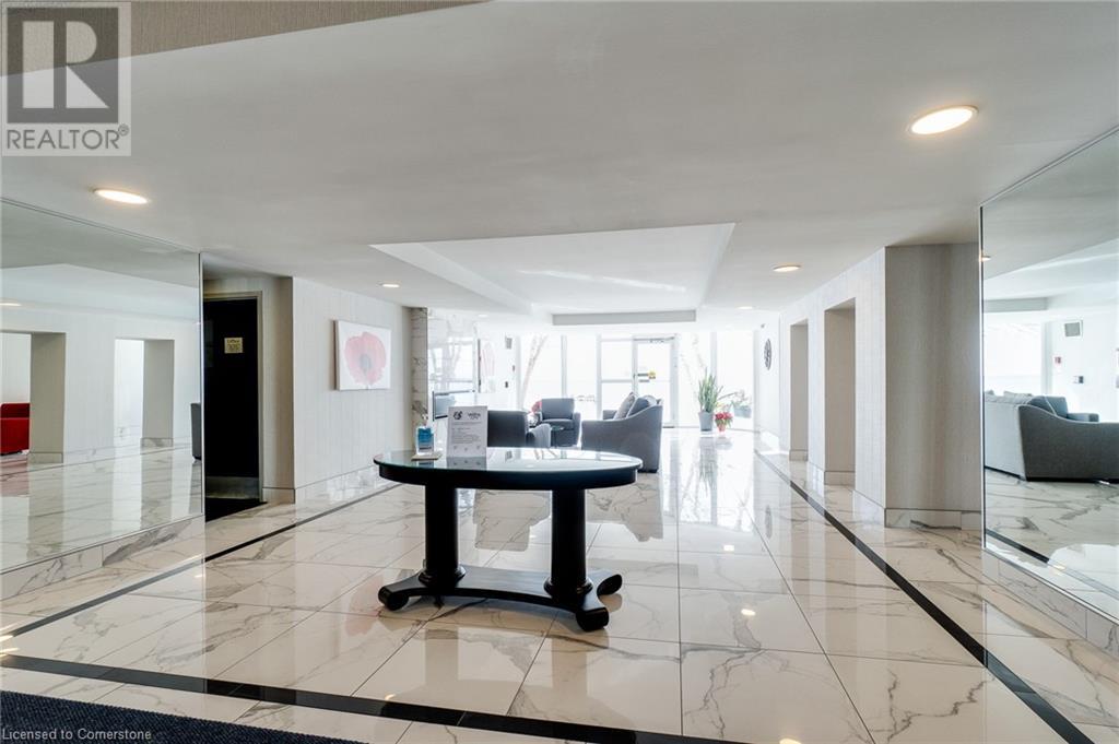 5280 LAKESHORE Road Unit# 801