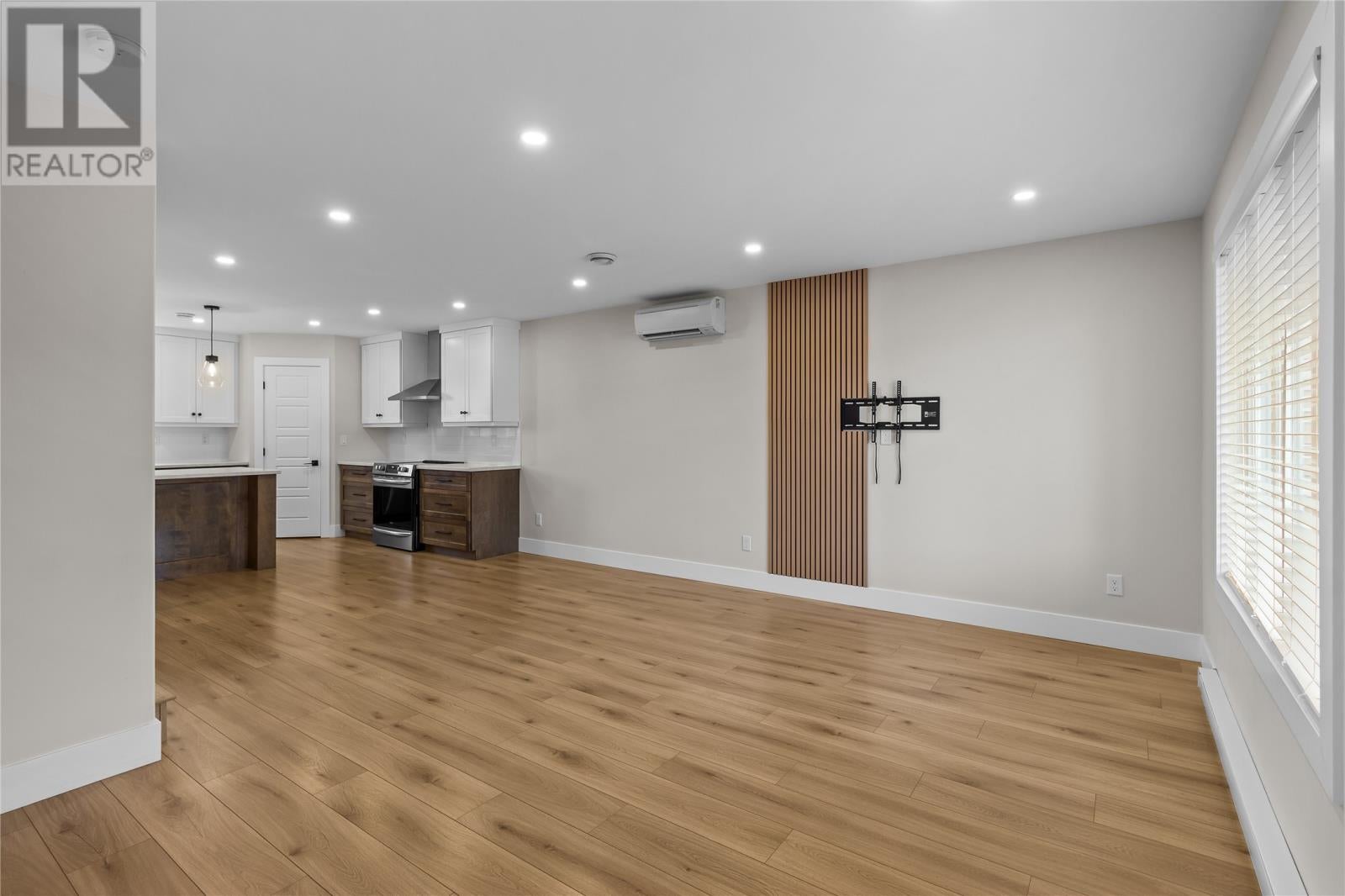 21 Devaughn Street