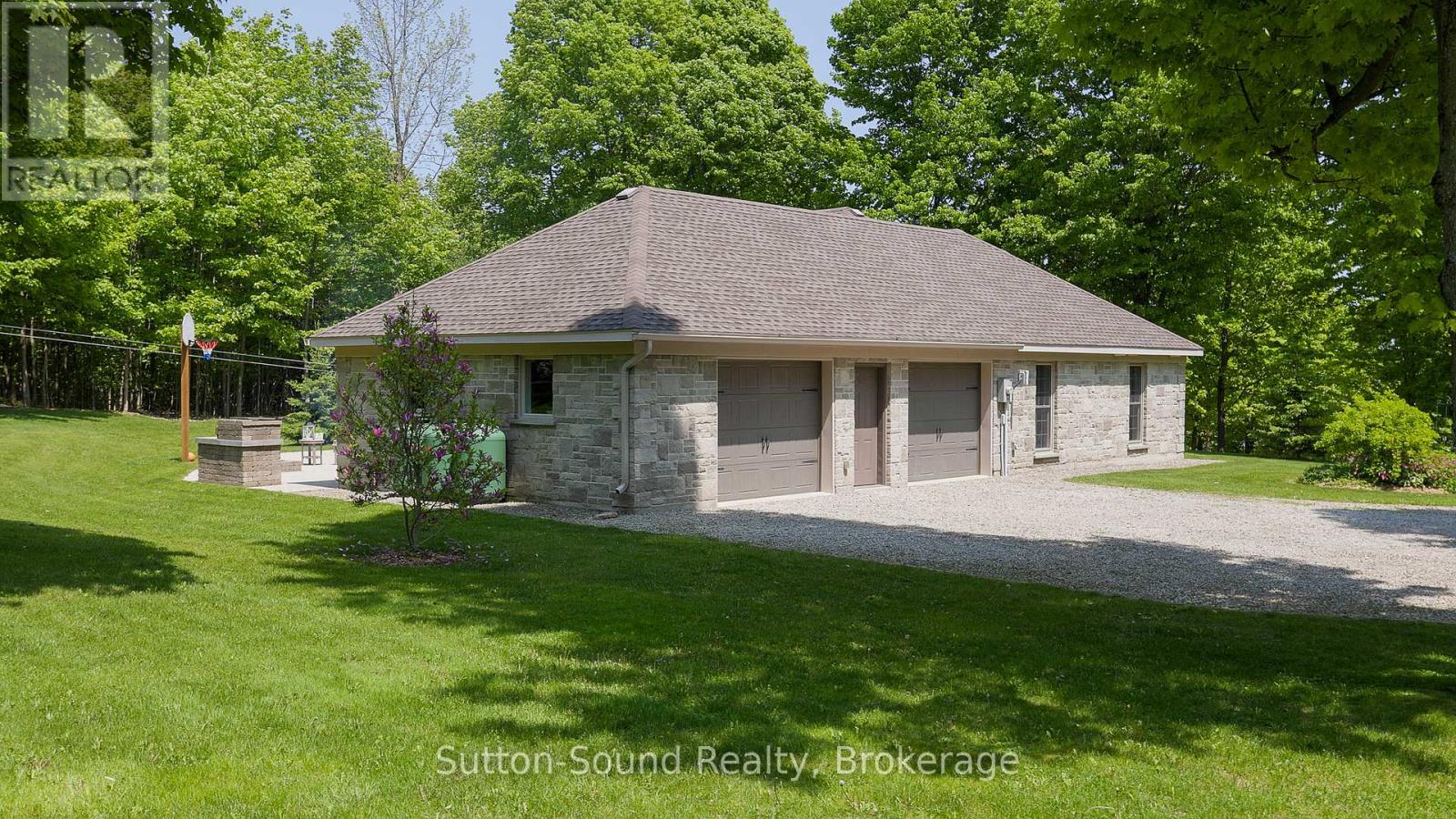 505556 GREY ROAD 1 ROAD