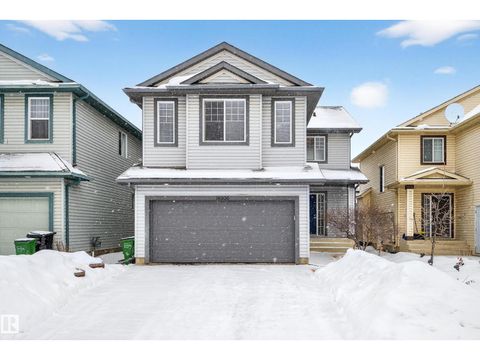 14036 145 Avenue NW NW Edmonton AB T6V1Y2