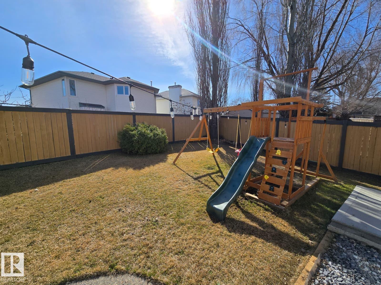 3007 44A AV NW