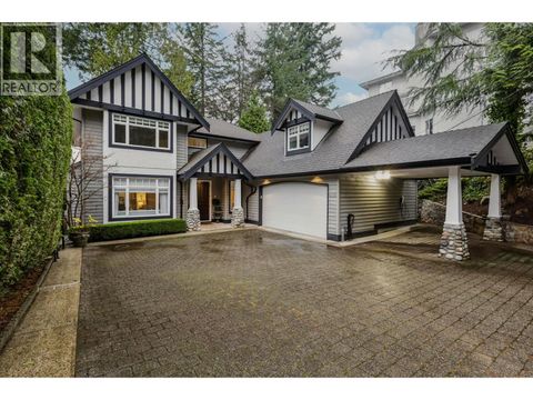 4081 WOODBURY AVENUE North Vancouver BC V7N3N4