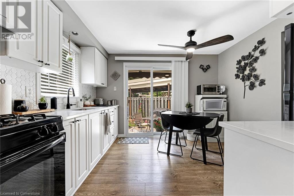 415 MORGAN Avenue Unit# 15