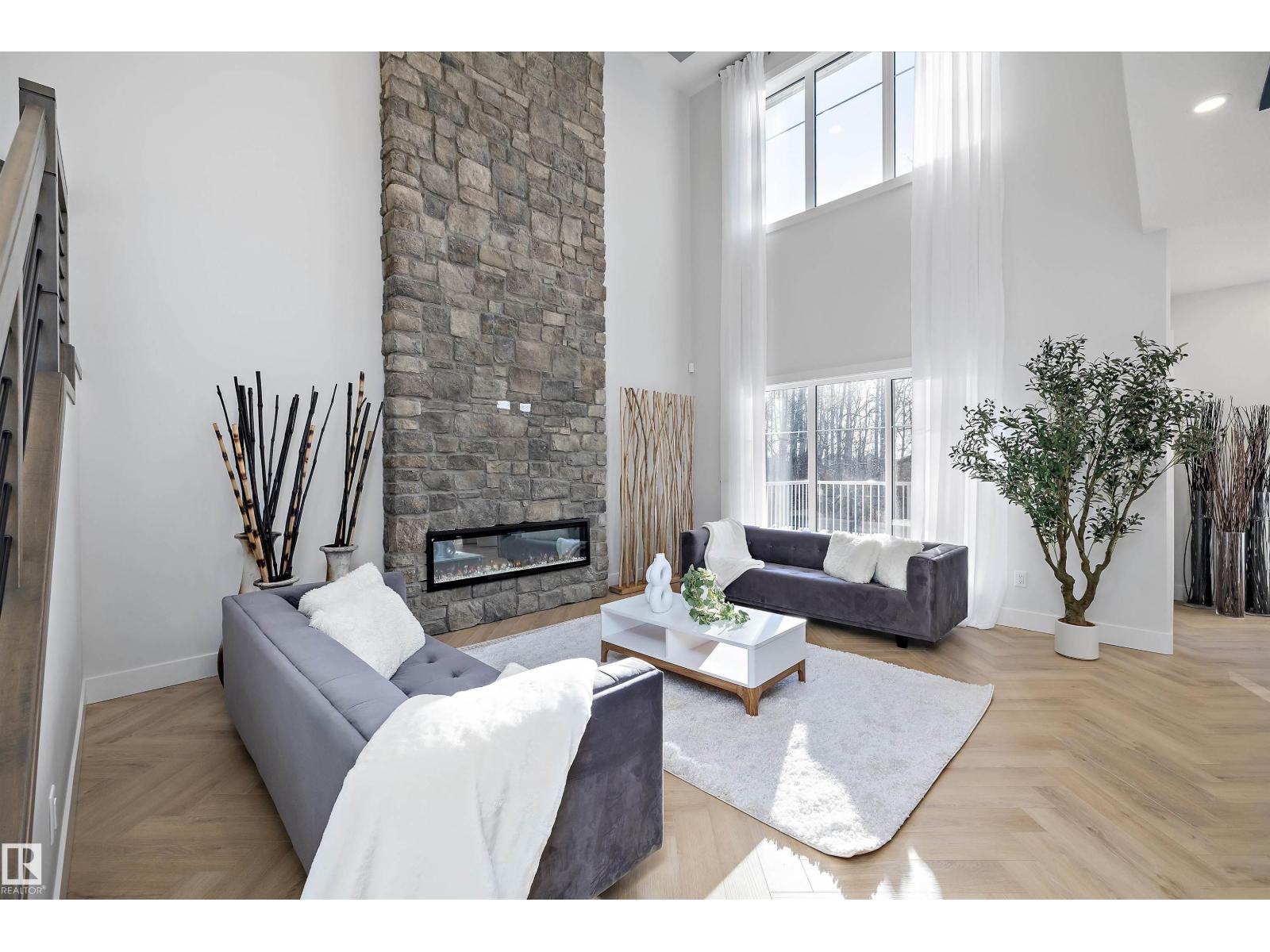 236 KINGLET BV NW NW