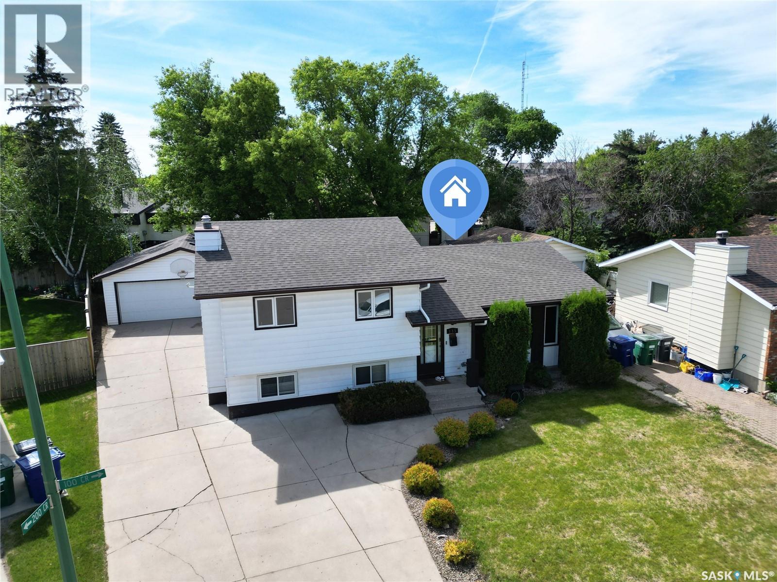 135 Penryn CRESCENT