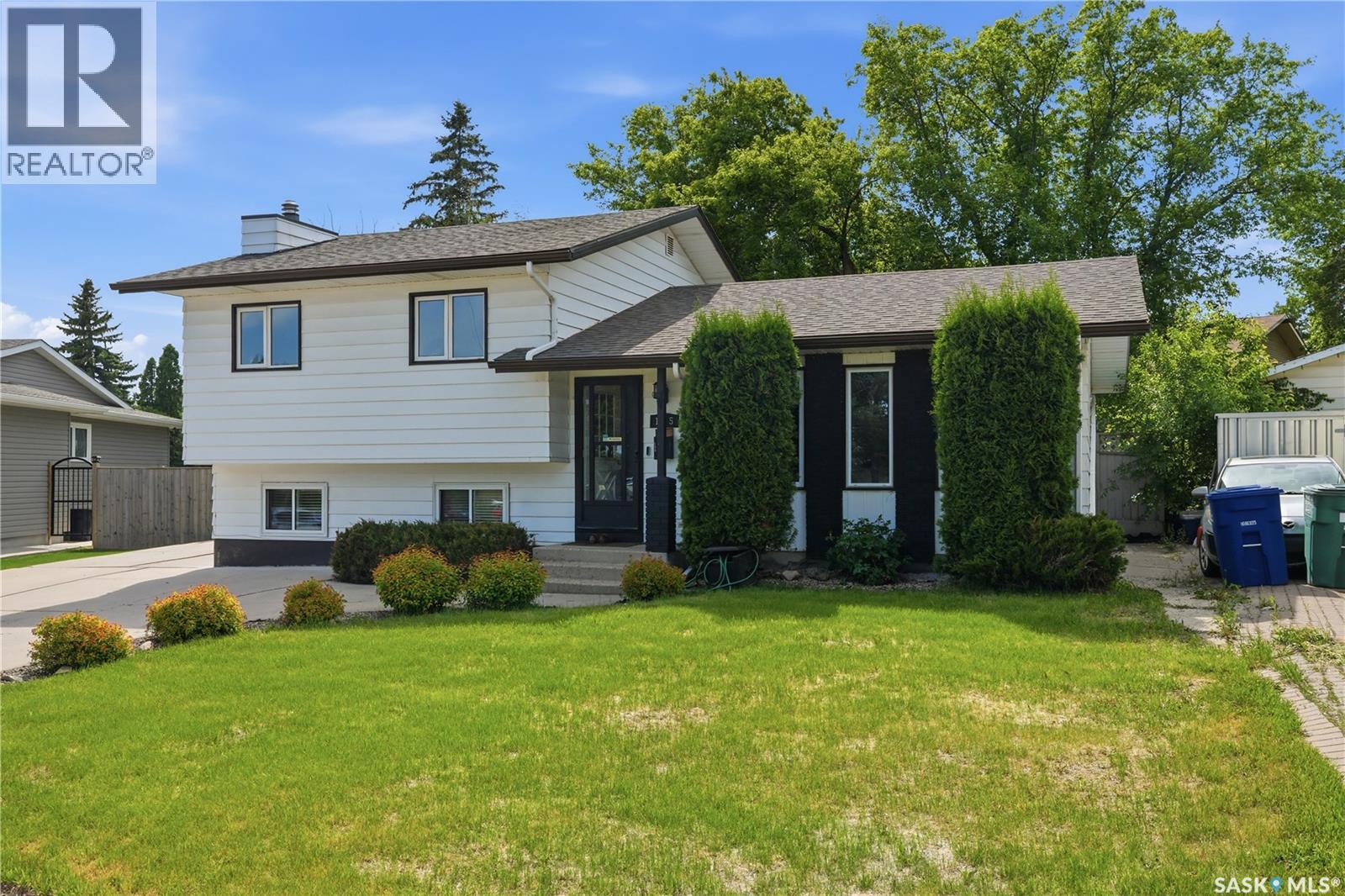 135 Penryn CRESCENT