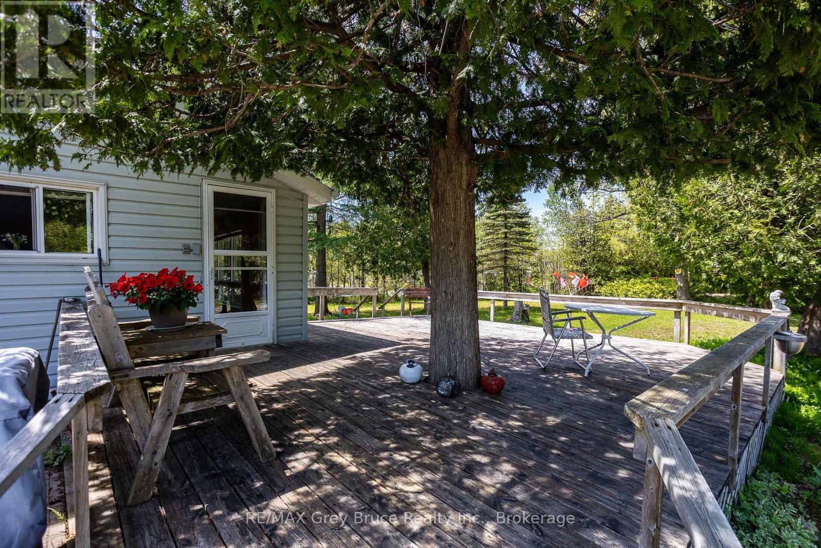 181 WOODLAND CIRCLE