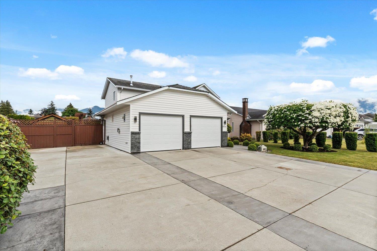 6914 GLENEDEN STREET|Sardis West Vedder
