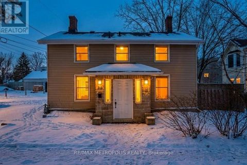 336 DIVISION STREET Kingston (East of Sir John A. Blvd) ON K7K4A3