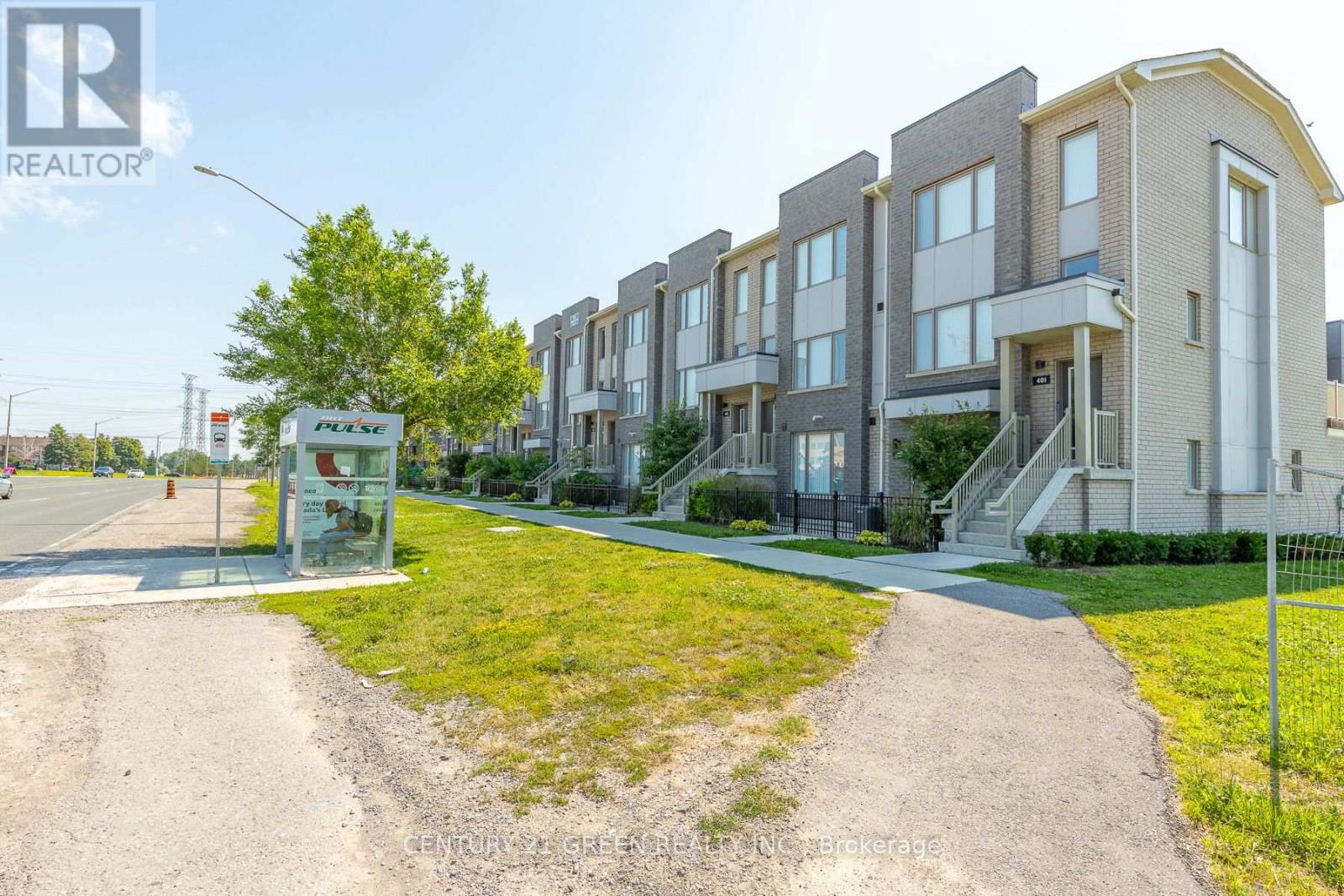 406 - 1525 KINGSTON ROAD