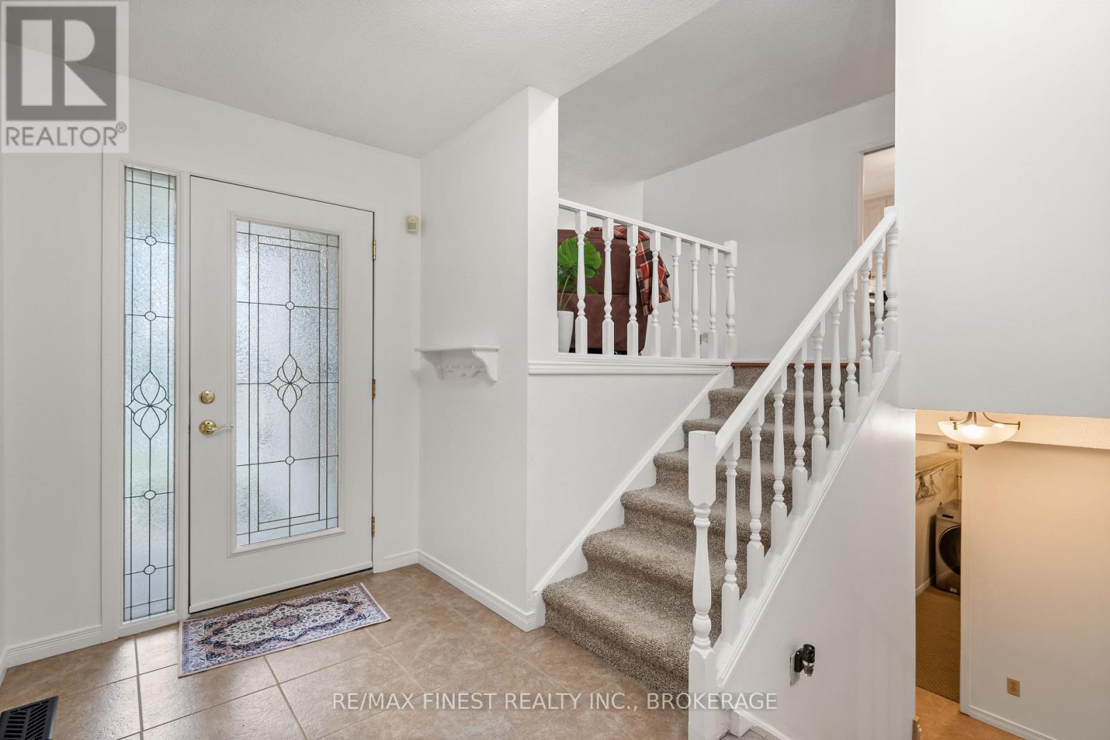 885 PURCELL CRESCENT