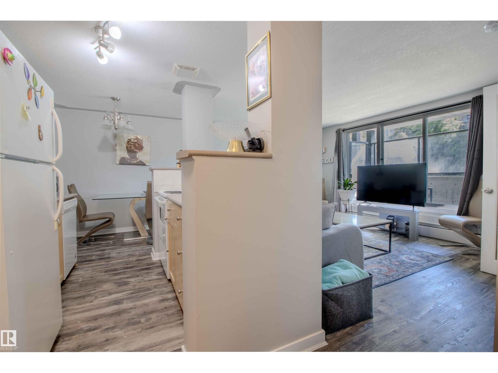 #27 11010 124 ST NW