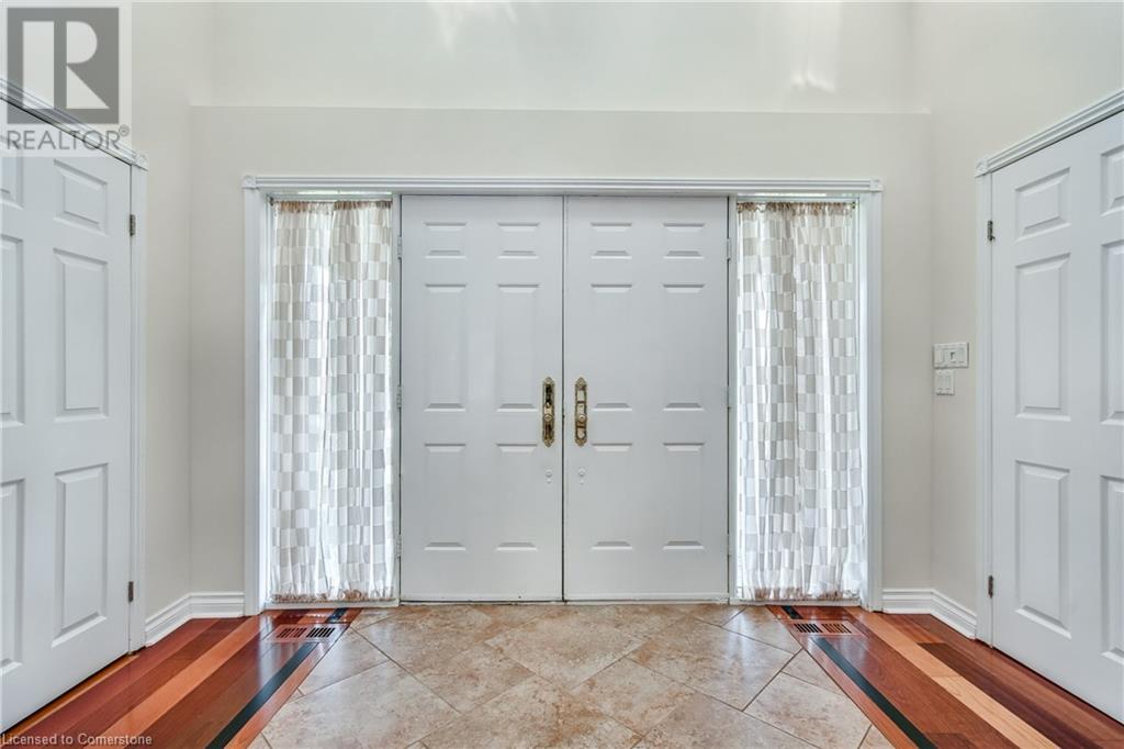 24 JOHN MARTIN Crescent