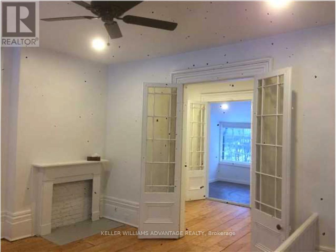 223 WALTON STREET