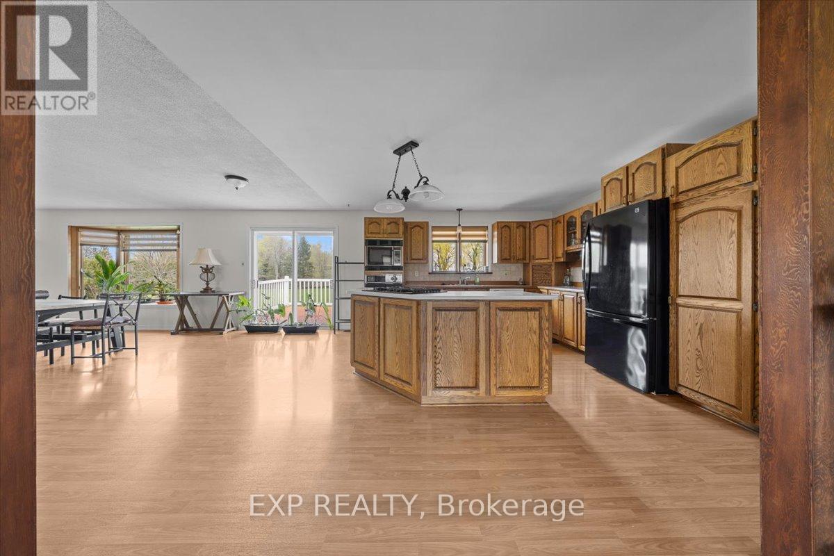 3382 CARP ROAD