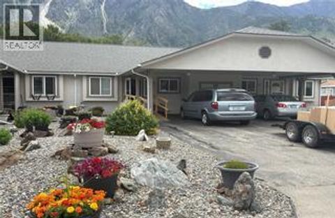815 11th Avenue Unit# 2 Keremeos BC V0X1N3