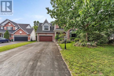 13 KYLE AVENUE Ottawa ON K2S1G8