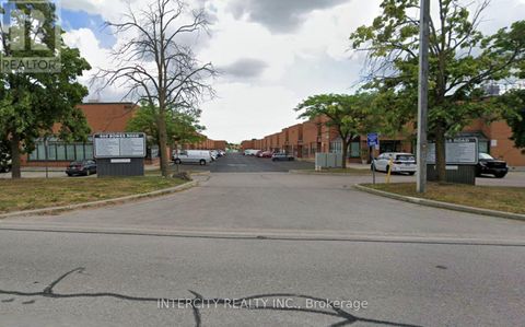 14 - 610 BOWES ROAD Vaughan (Concord) ON L4K4A4