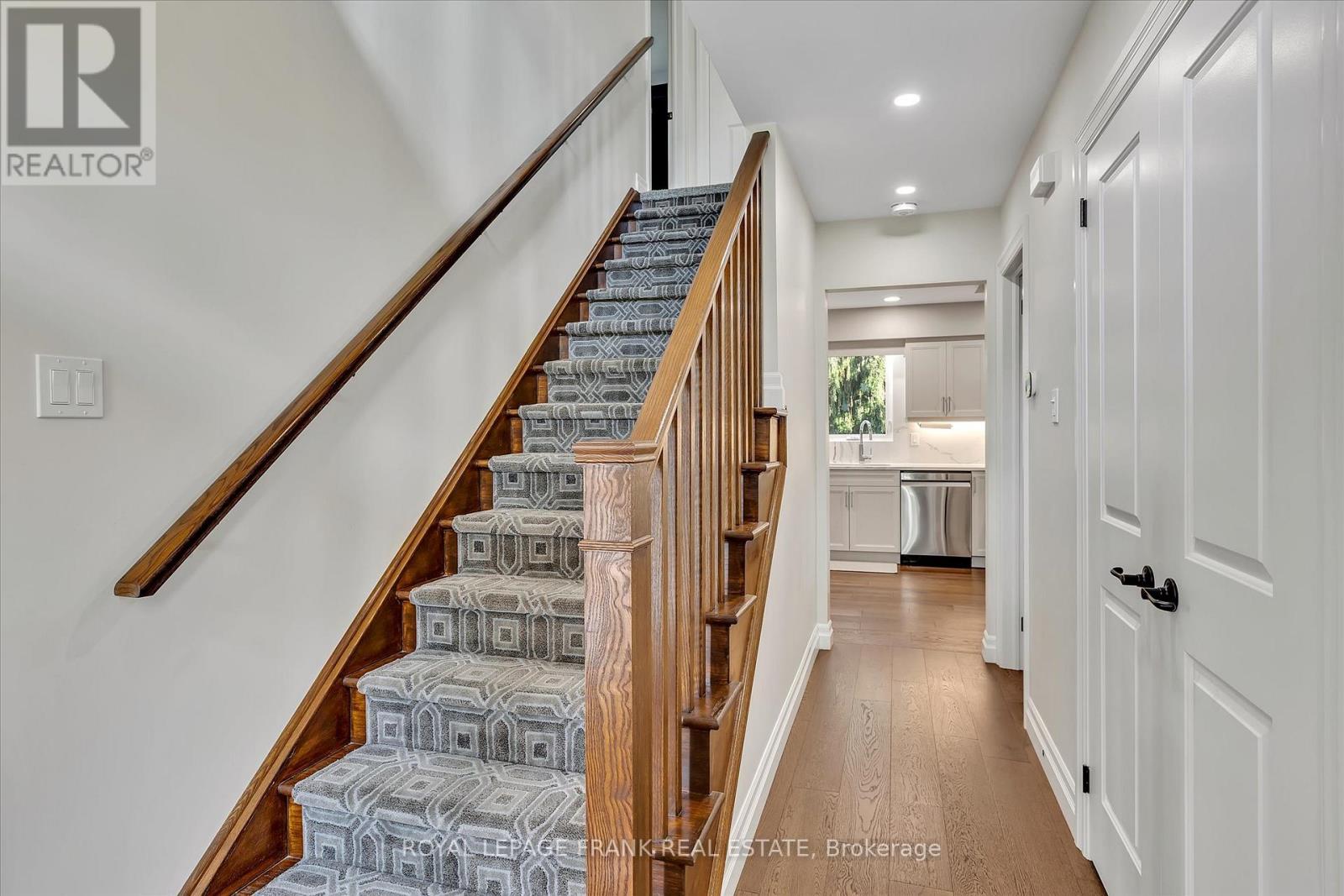 1683 CHAMPLAIN DRIVE