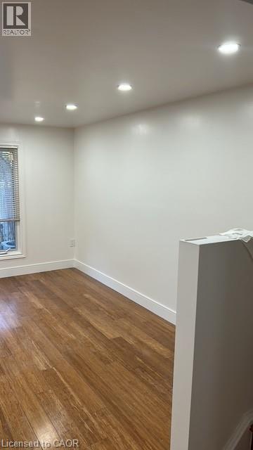 78 GRANDRIDGE Crescent